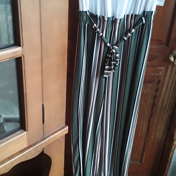 NWT JUST BE PAPERBAG WAIST JUMPSUIT - Picture 2 of 4